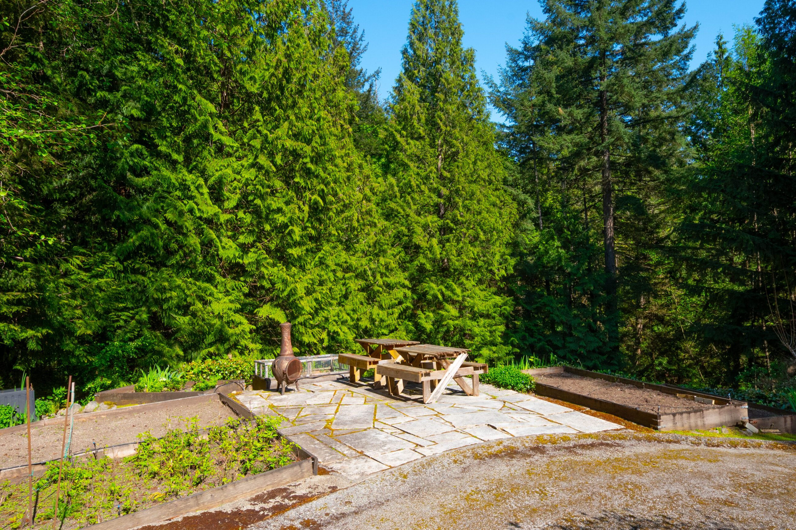 4228 Rockridge Crescent